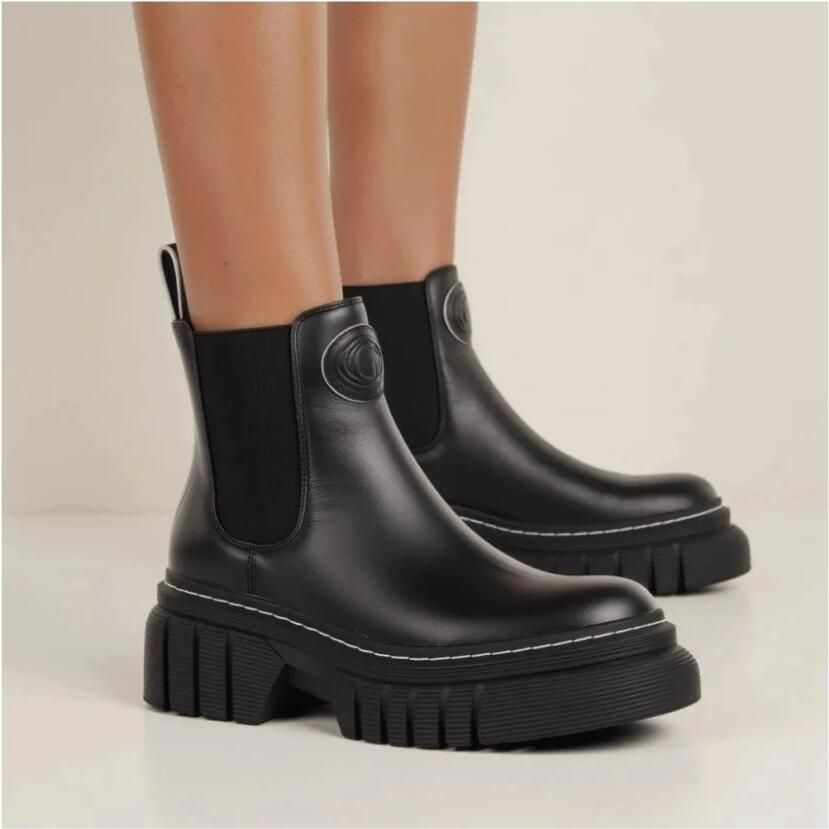 GUESS Boots 'USA Combat' zwart