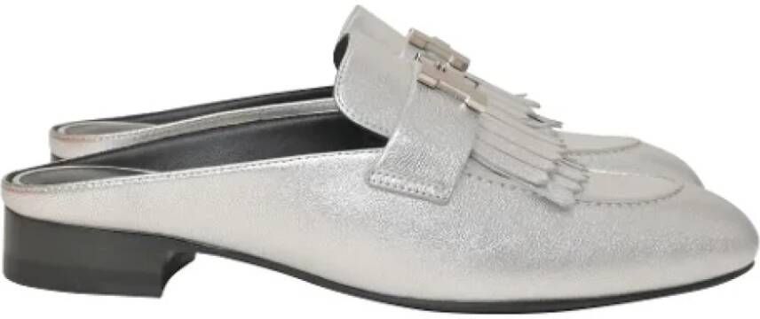 Hermès Vintage Pre-owned Leather mules Gray Dames