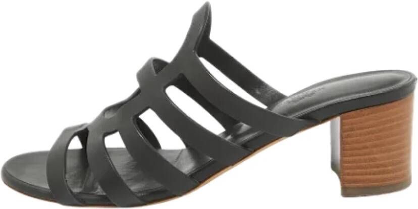 Hermès Vintage Pre-owned Leather sandals Black Dames