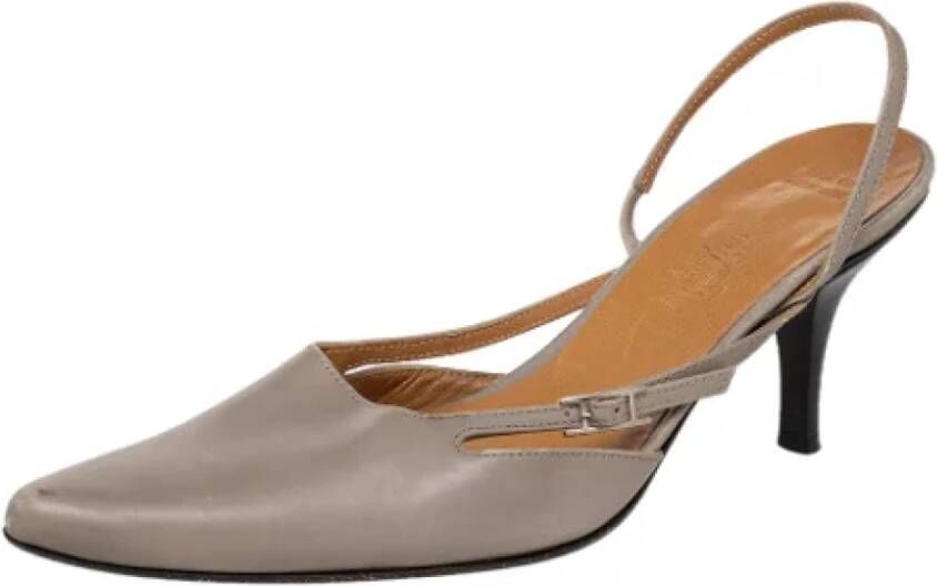 Hermès Vintage Pre-owned Leather sandals Gray Dames