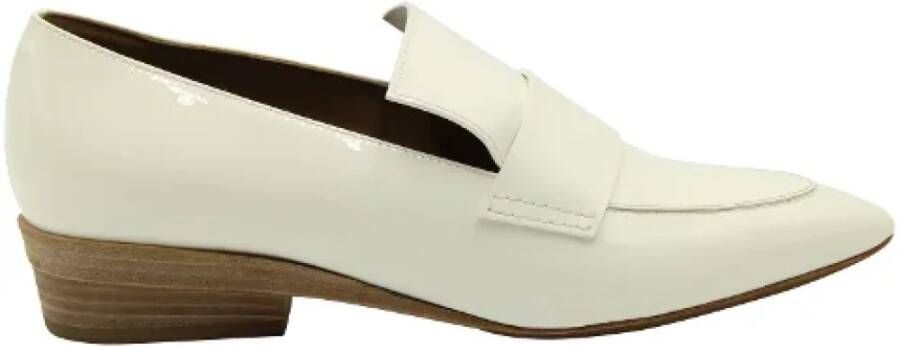 Hermès Vintage Pre-owned Platte schoenen White Dames