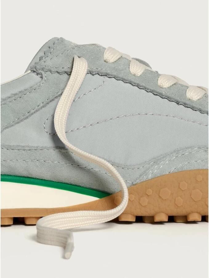 Hoff Grijze Sneaker met Wit Detail