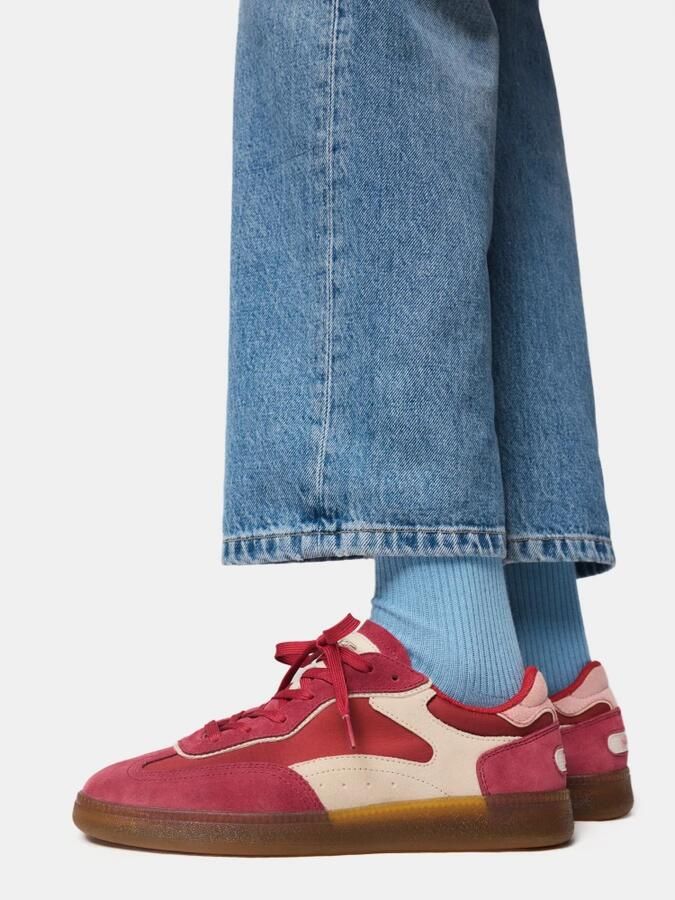 Hoff Kersen Sneaker met Logo Detail