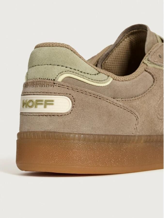 Hoff Taupe Suède Sneaker met Logo Detail