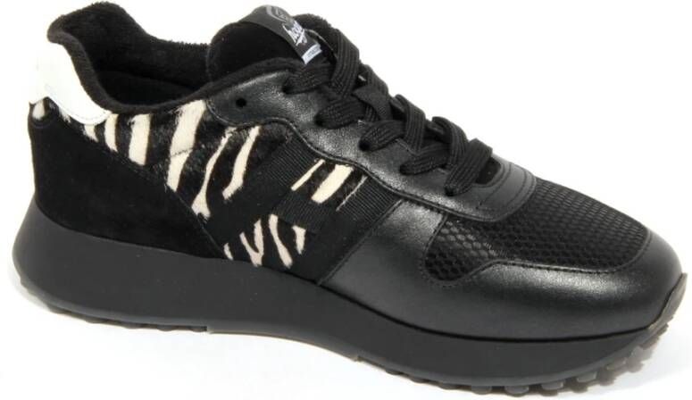 Hogan Leren Bont Sneaker met Cavallino Inzetstukken