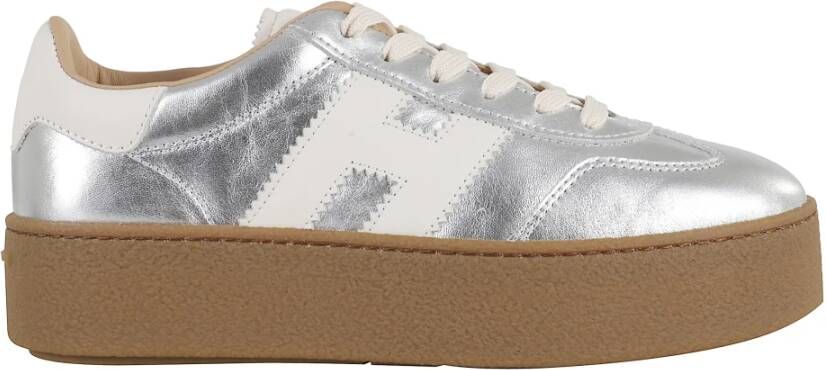 Hogan Zilver Yoghurt Sneakers Ronde Neus Vetersluiting