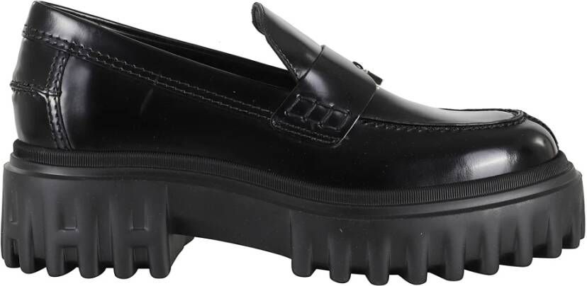 Hogan Zwarte Loafer van Lakleer met Rubberen Zool