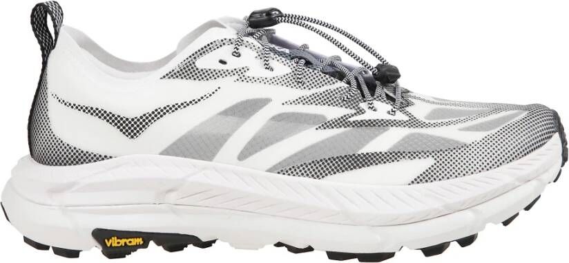 Hoka One Lichtgewicht Ade de Hardloopschoen met MetaRocker™ Technologie
