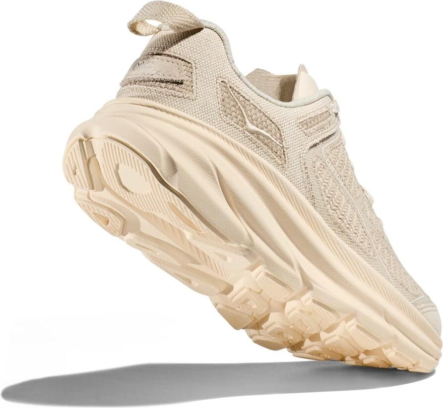 Hoka One Retro-geïnspireerde Sneaker met Superieur Comfort