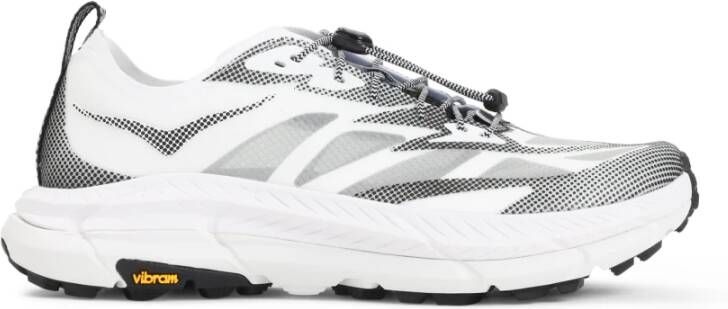 Hoka One Witte Sneakers Lichtgewicht Gepolsterd Ontwerp