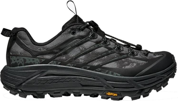 Hoka One Zwarte Sneakers met Vibram Zool