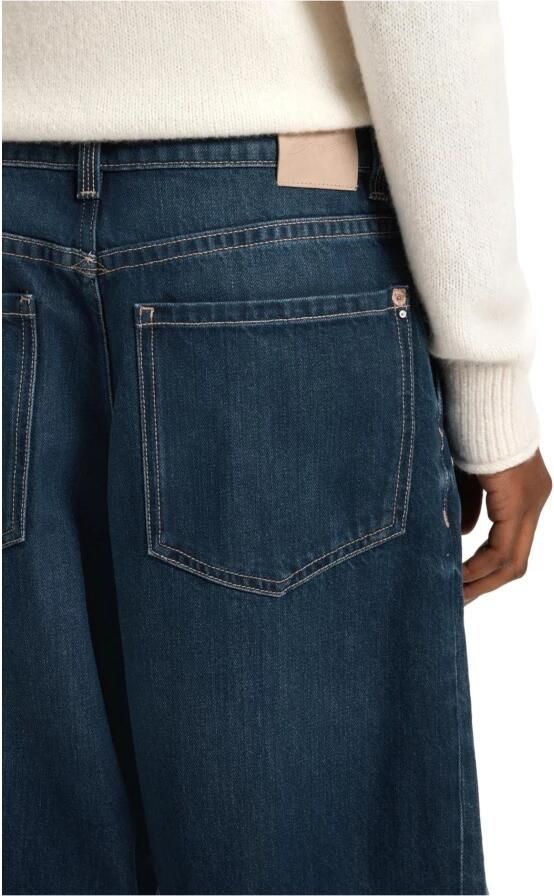 Hugo Slouchy Pltd MR