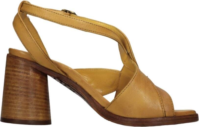 Hundred100 Sandalen Geel