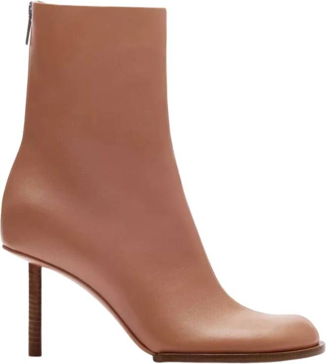 Jacquemus Beige Enkellaarsjes Rond Carre