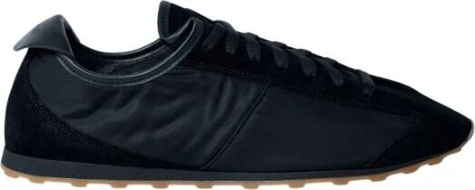 Jacquemus Zwarte Sneakers met Vetersluiting