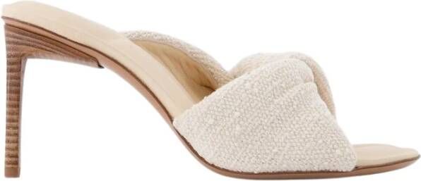 Jacquemus Muilezels met hakken Beige Dames