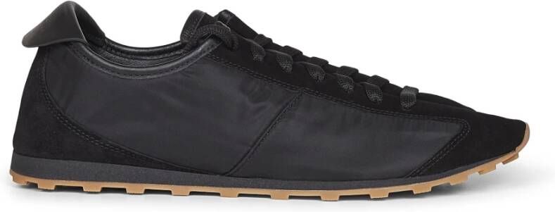 Jacquemus Zwarte Sneakers met Vetersluiting