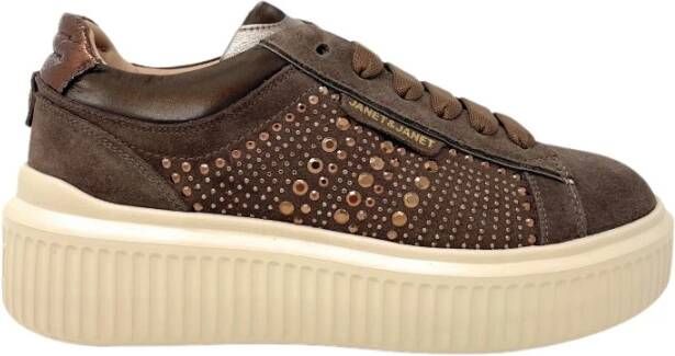 Janet & Janet Bruine Suède Sneakers met Gouden Studs