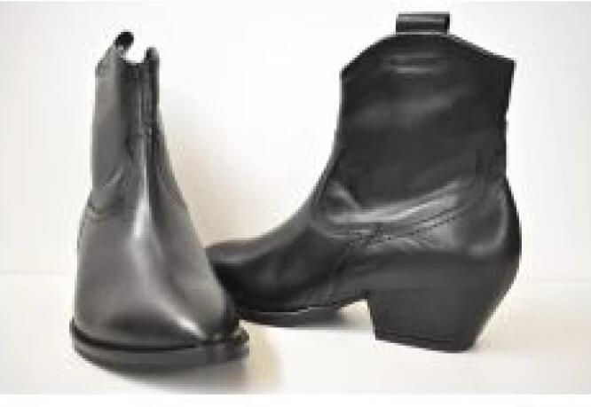 Janet & Janet Laced Shoes - Foto 2