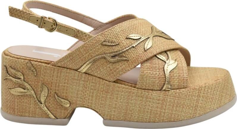 Jeannot Beige Sleehak Sandalen voor Vrouwen