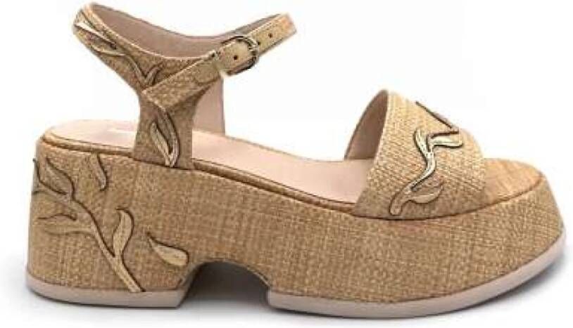 Jeannot Natuurlijke Stoffen Sleehak Sandalen