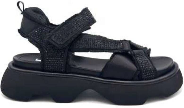 Jeannot Zwarte Satijnen Sandalen met Strass
