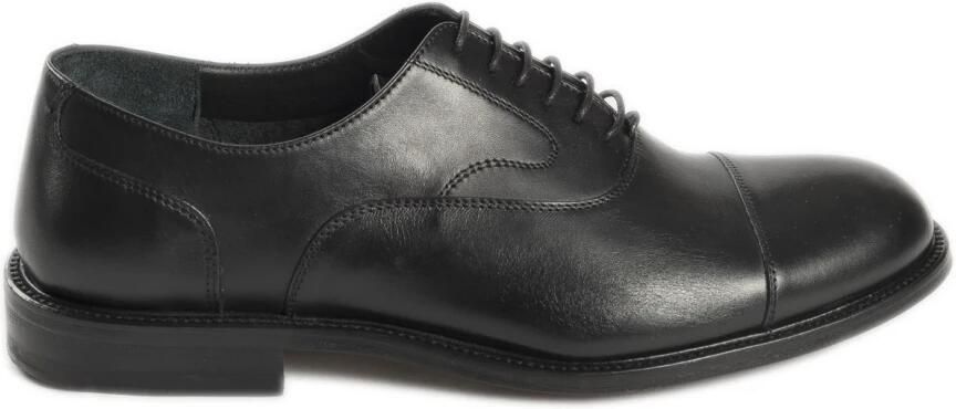 Jerold Wilton Cap-Toe Oxford