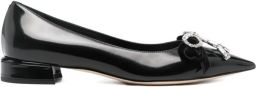 Jimmy Choo Ballerina met spitse neus en kristallen strik