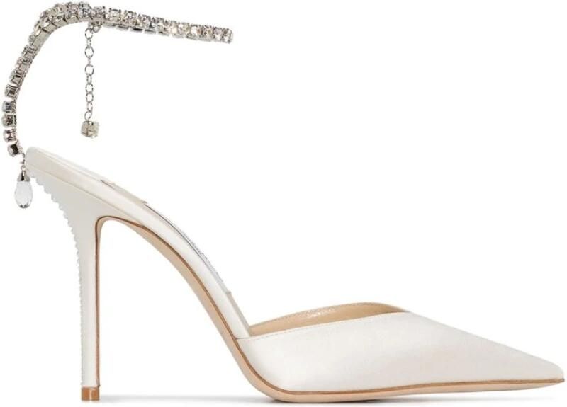 Jimmy Choo Witte satijnen pumps met kristallen