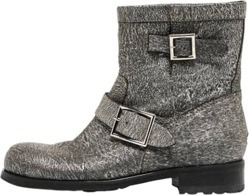 Jimmy Choo Pre-owned Leather boots Gray Dames