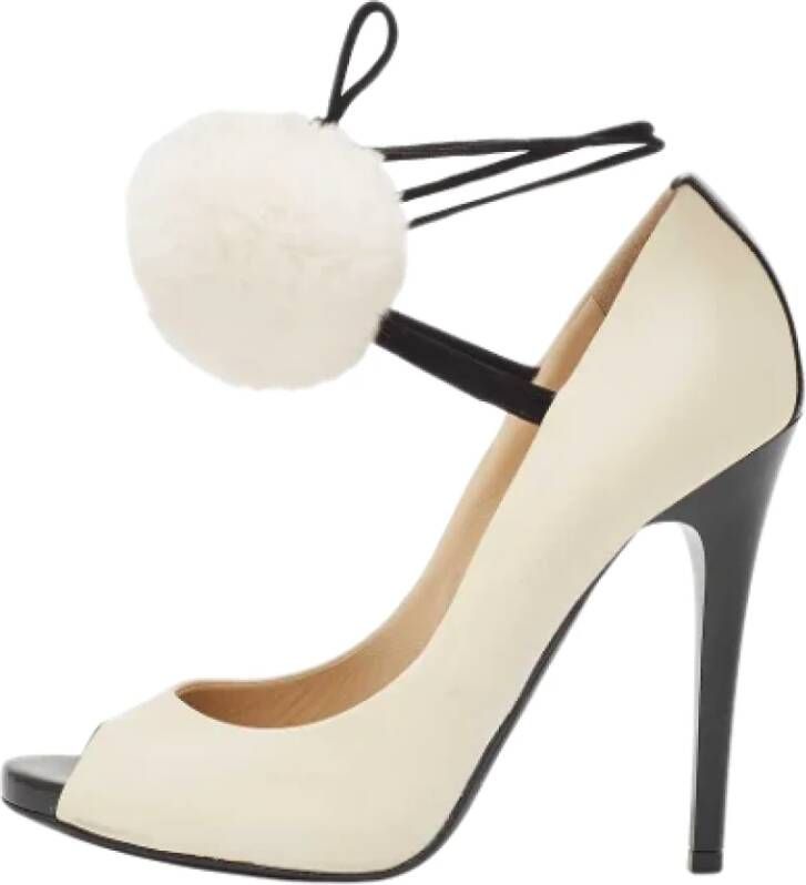 Jimmy Choo Pre-owned Leather heels White Dames