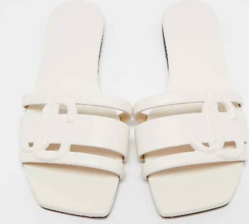 Jimmy Choo Pre-owned Leather sandals Beige Dames