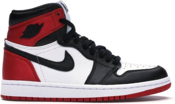 Jordan 1 Retro High Satin Black TOE Meerkleurig