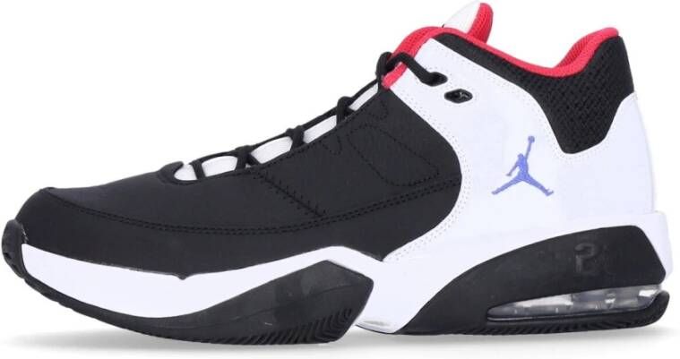 Jordan Aura 3 Basketball Sneakers