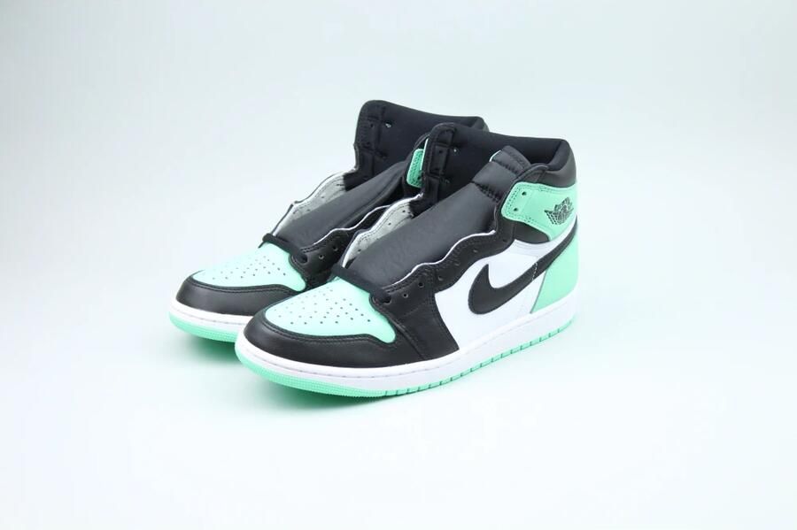 Nike Low-Top Sneakers Air Jordan 1 Retro High Og 'Green Glow' Sneakers in meerkleurig