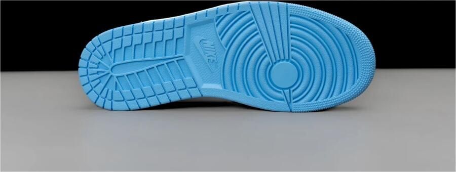 Nike Sneakers Air Jordan 1 Retro High OG UNC Toe (2023) (GS)