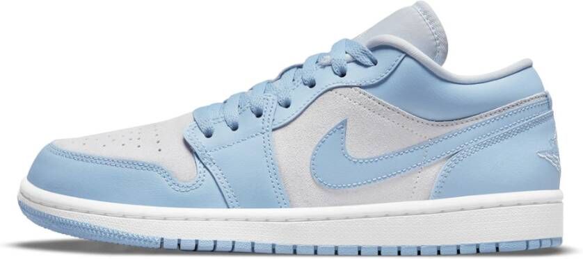 Jordan 1 Low Dames Schoenen Grijs Maat: 40.5 Leer Synthetisch Foot Locker