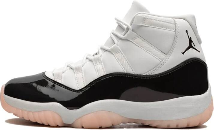 Jordan Retro Neapolitan Sneakers