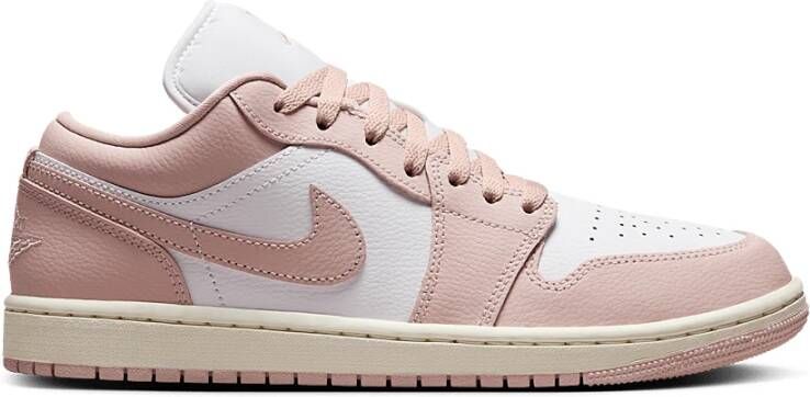 Jordan 1 Low Dames Schoenen Wit Maat: 38.5 Leer Synthetisch Foot Locker