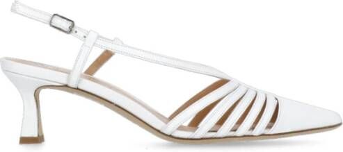 Julie Dee Witte suède leren sandalen met pijlneus