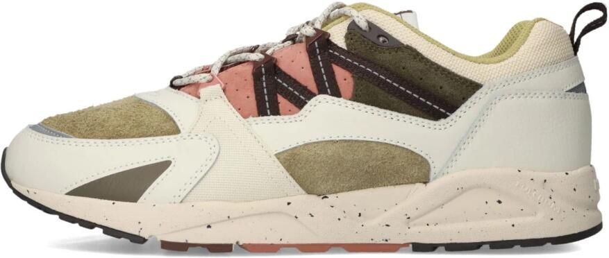 KARHU Lage Sneakers Heren Fushion 2.0 Maat: 45 Materiaal: Leer Kleur: Beige
