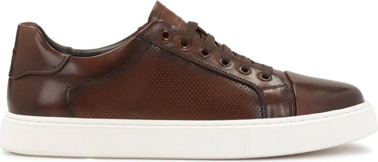 Kazar Bruine casual sneakers met perforaties