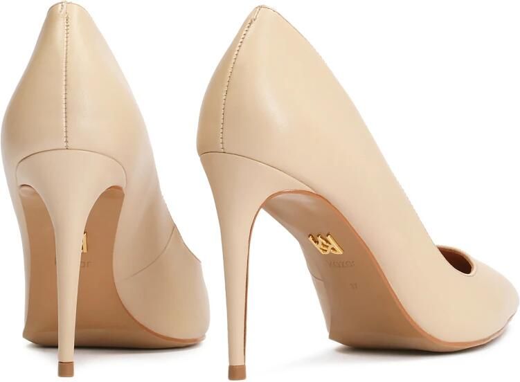 Kazar Beige pumps op een slanke hak.Dit product valt groot uit. - Foto 2