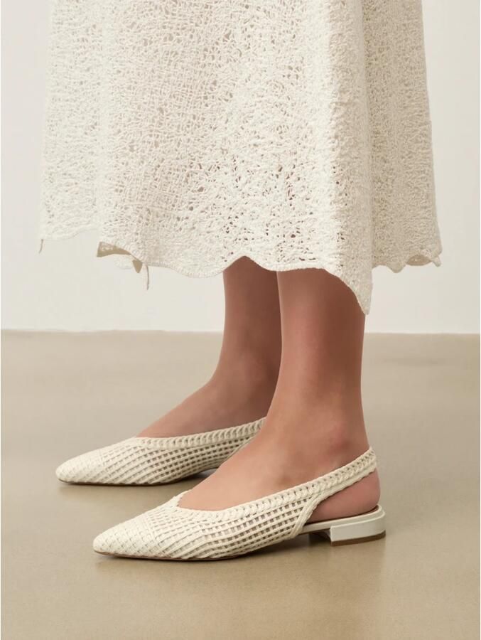 Kazar Beige pumps van geweven stof met een opengewerkt patroon - Foto 2