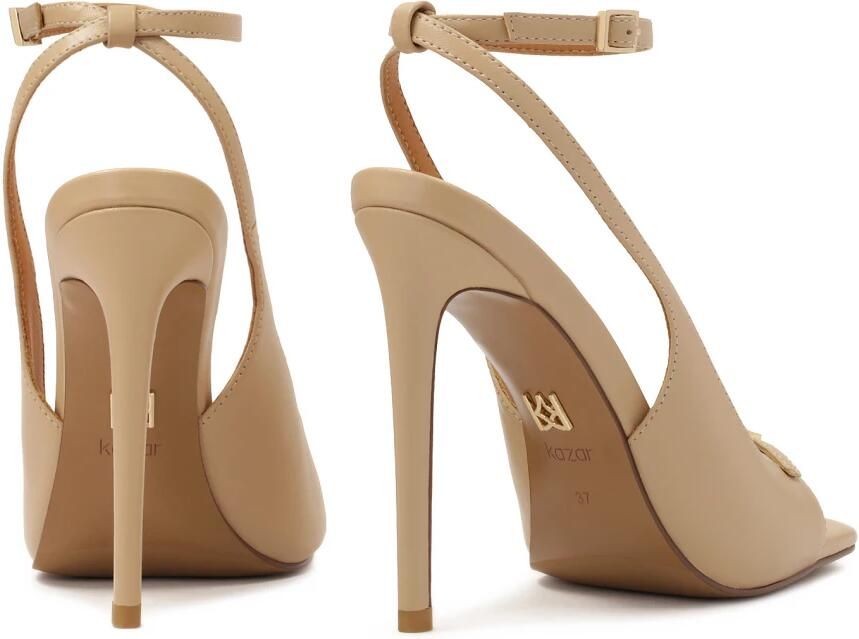 Kazar Beige sandalen met een modieus ontwerp