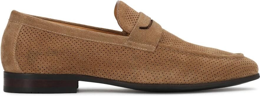 Kazar Beige suède loafers met geperforeerd bovenwerk