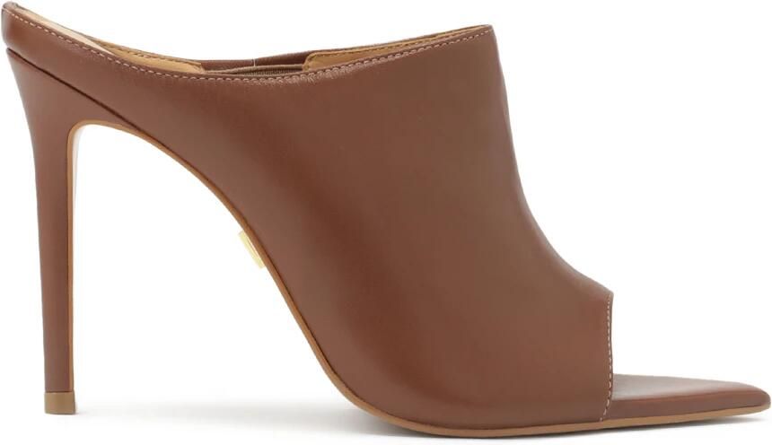 Kazar Bruine flip-flops met slanke hak en puntige neus