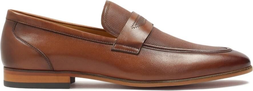 Kazar Bruine leren loafers met reliëf.Dit product valt groot uit.
