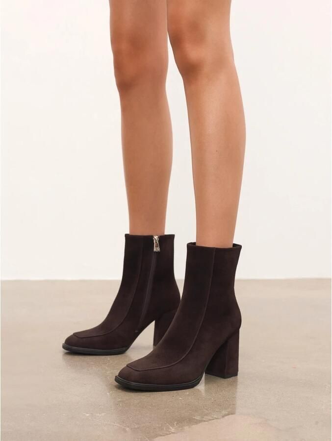 Kazar Bruine suède laarzen met vierkante neus