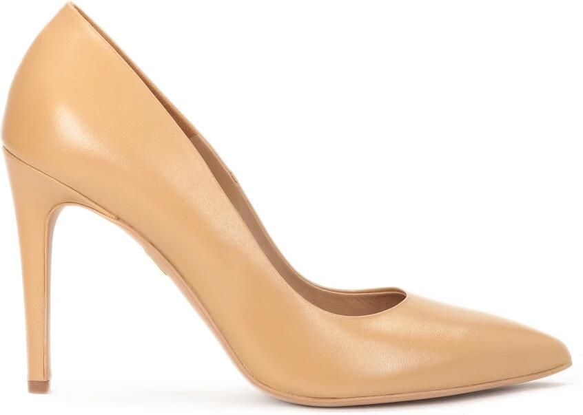 Kazar Dames lichtbruine pumps.Dit product valt groot uit.